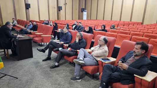 خبرخوش داودی شهردارآمل درنشست فصلی با خبرنگاران وفعالان مجازی به شهروندان