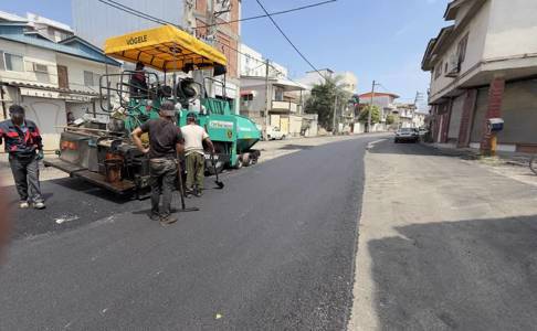 نهضت آسفالت شهرداری آمل در ایستگاه ولایت