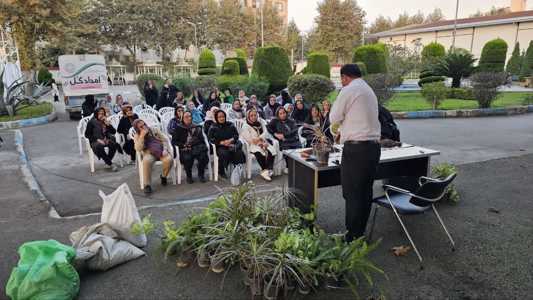 برگزاری دوره های آموزش پرورش گل وگیاهان آپارتمانی در پارک بانوان