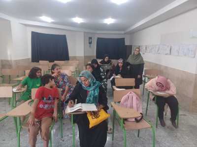کلاس نهضت سواد آموزی در سرای محله شهرداری آمل